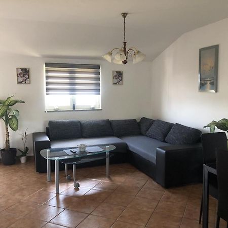 Apartman Sara Rovinj Exterior photo